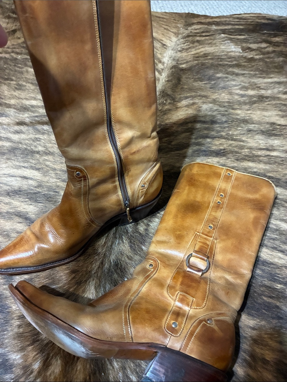 Charlie Horse boots in size 8 1/2 B.